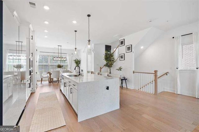 285 Walker Avenue, Roswell, GA 30076