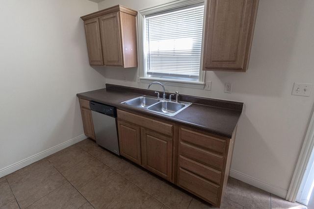 4610 DEHAVEN DR, Columbia, MO 65202