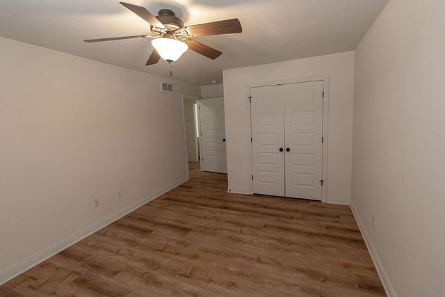 4610 DEHAVEN DR, Columbia, MO 65202