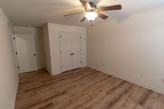 4610 DEHAVEN DR, Columbia, MO 65202