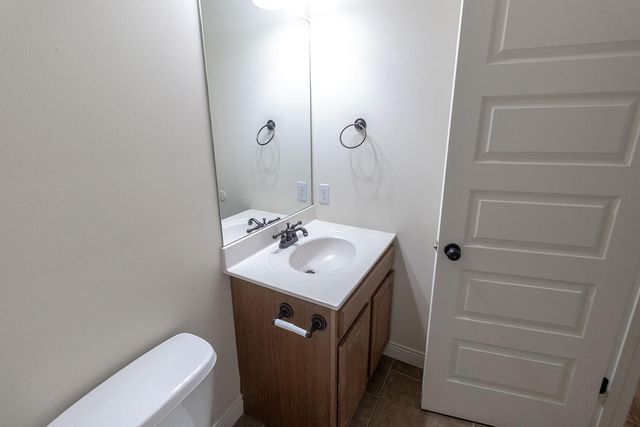4610 DEHAVEN DR, Columbia, MO 65202