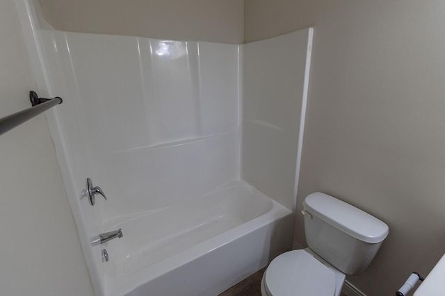 4610 DEHAVEN DR, Columbia, MO 65202