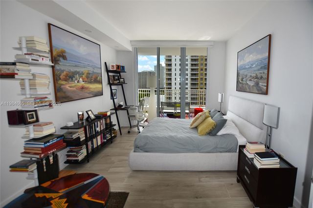 801 Brickell Key Blvd 1209, Miami, FL 33131