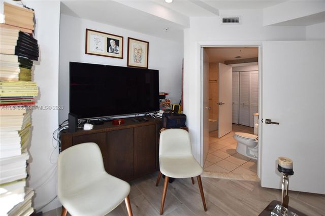 801 Brickell Key Blvd 1209, Miami, FL 33131