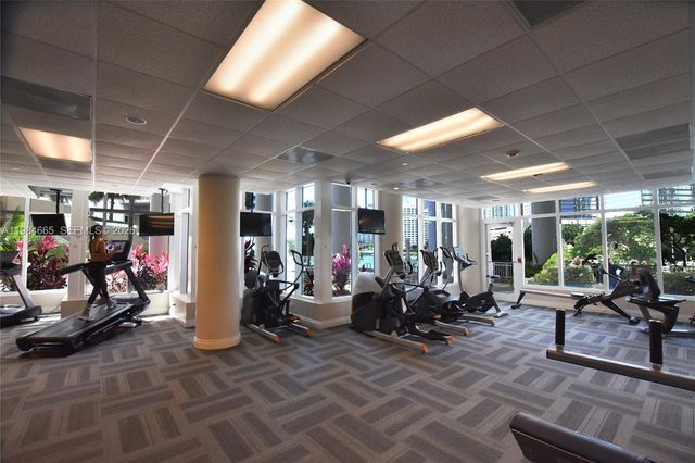 801 Brickell Key Blvd 1209, Miami, FL 33131