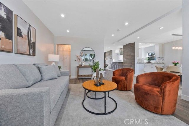 6053 Turnergrove, Lakewood, CA 90713