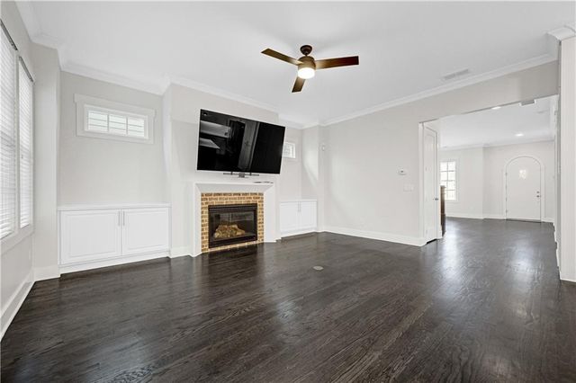 1888 Pointe Place Avenue, Atlanta, GA 30338