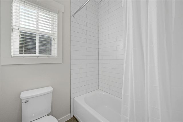 1888 Pointe Place Avenue, Atlanta, GA 30338