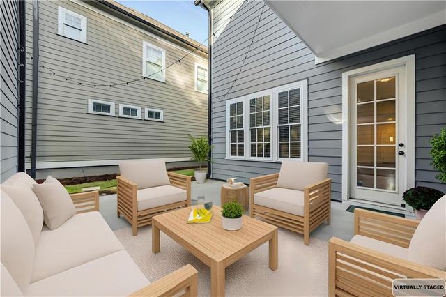 1888 Pointe Place Avenue, Atlanta, GA 30338