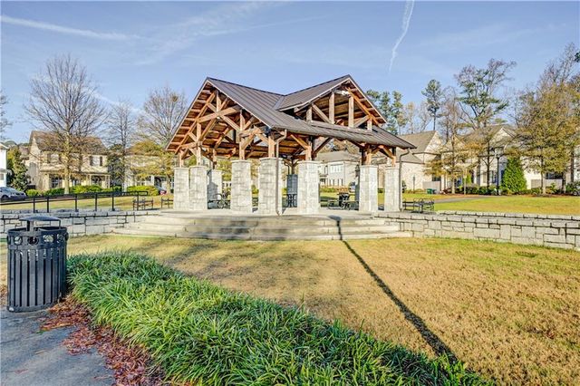 1888 Pointe Place Avenue, Atlanta, GA 30338