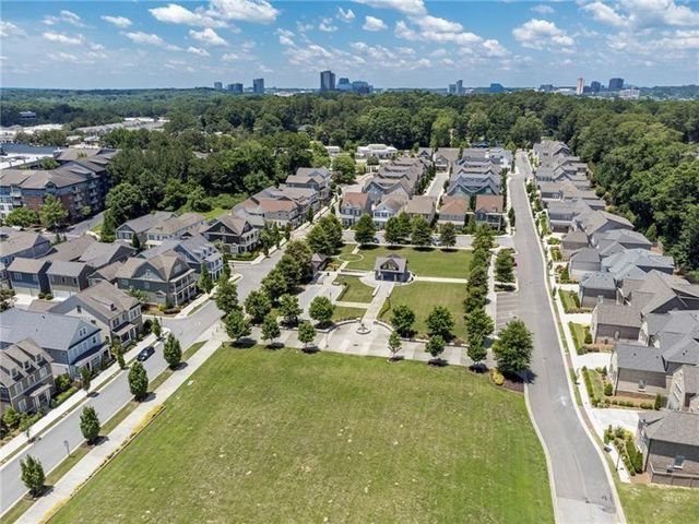 1888 Pointe Place Avenue, Atlanta, GA 30338