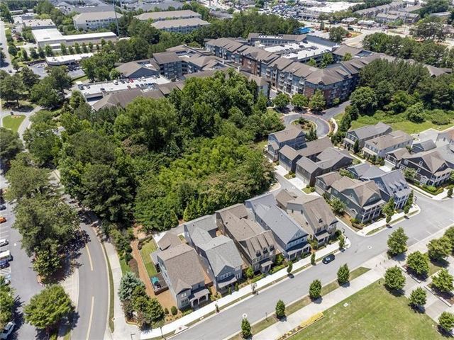 1888 Pointe Place Avenue, Atlanta, GA 30338