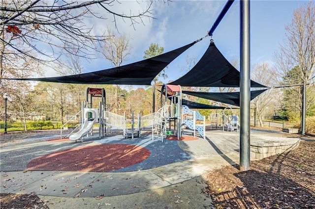 1888 Pointe Place Avenue, Atlanta, GA 30338