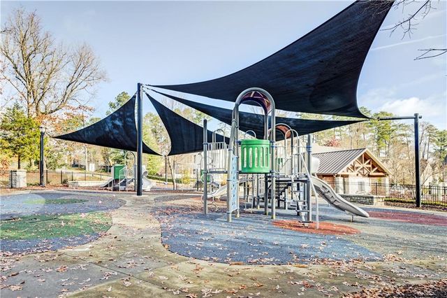 1888 Pointe Place Avenue, Atlanta, GA 30338