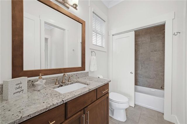 1888 Pointe Place Avenue, Atlanta, GA 30338