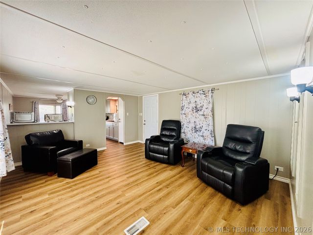 330 Council Tree, Canadian, OK 74425