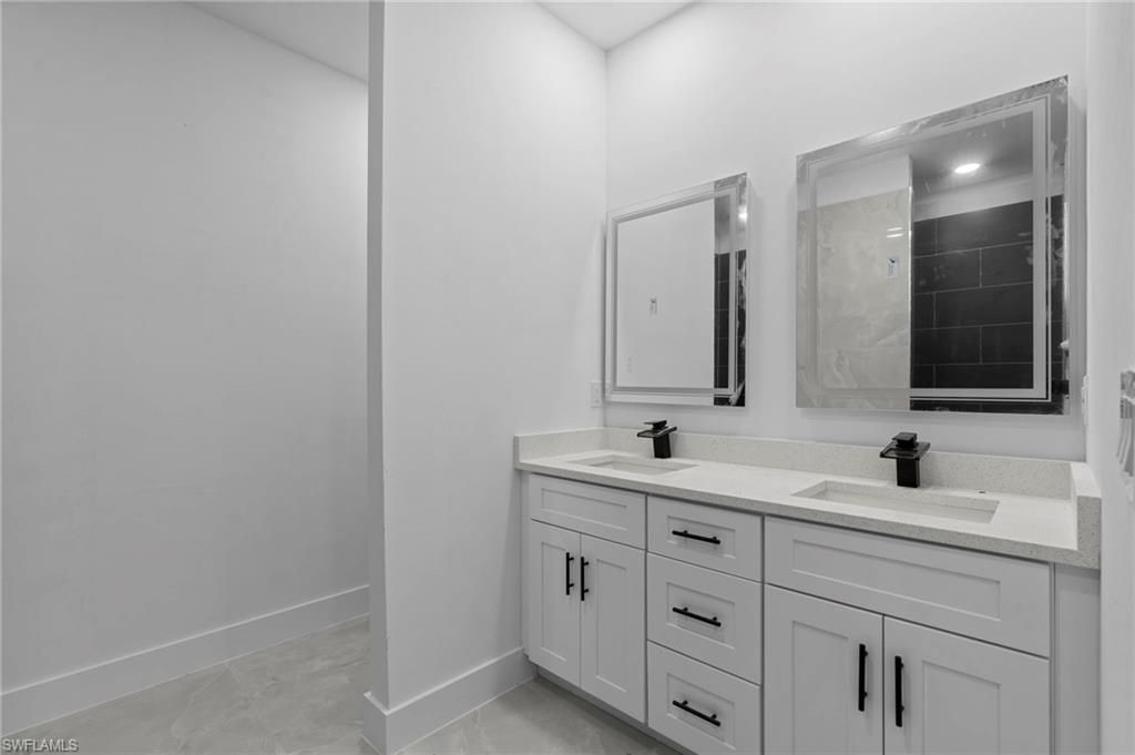Image 13 of property listing at 2826 NW 42nd AVE, Cape Coral, FL 33993