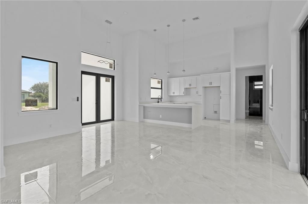 Image 15 of property listing at 2826 NW 42nd AVE, Cape Coral, FL 33993