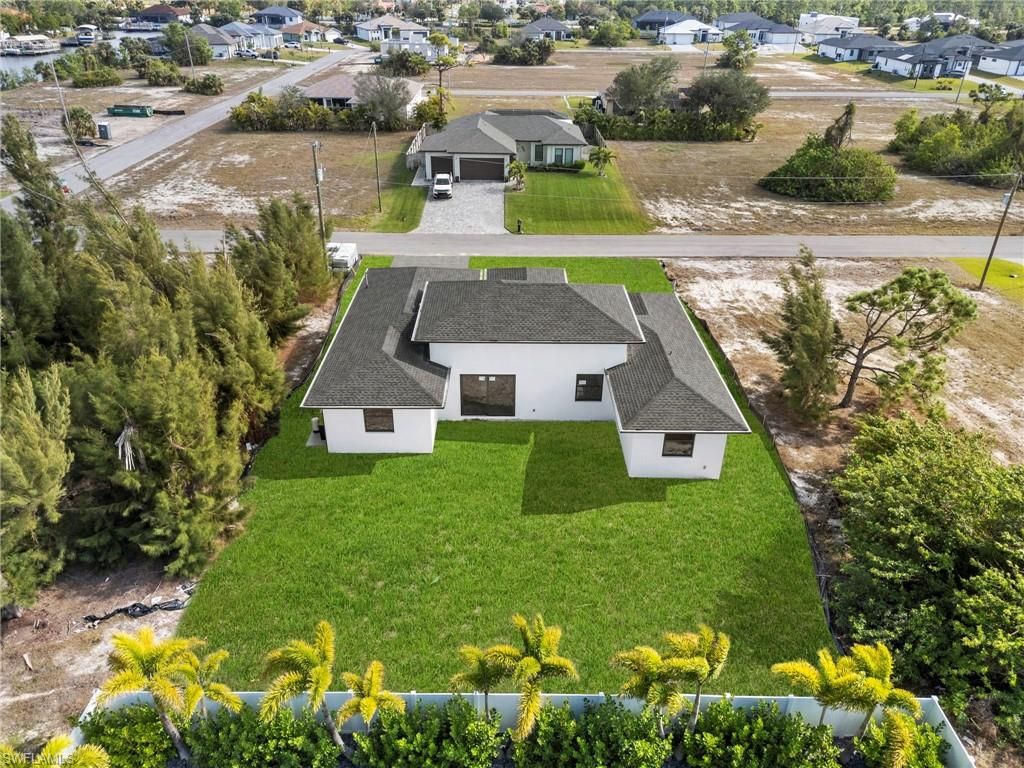 Image 23 of property listing at 2826 NW 42nd AVE, Cape Coral, FL 33993