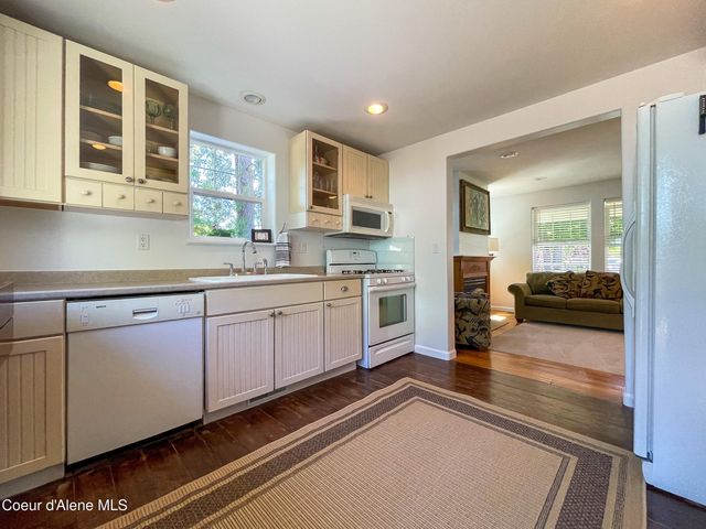 509 Olive Ave, Sandpoint, ID 83864