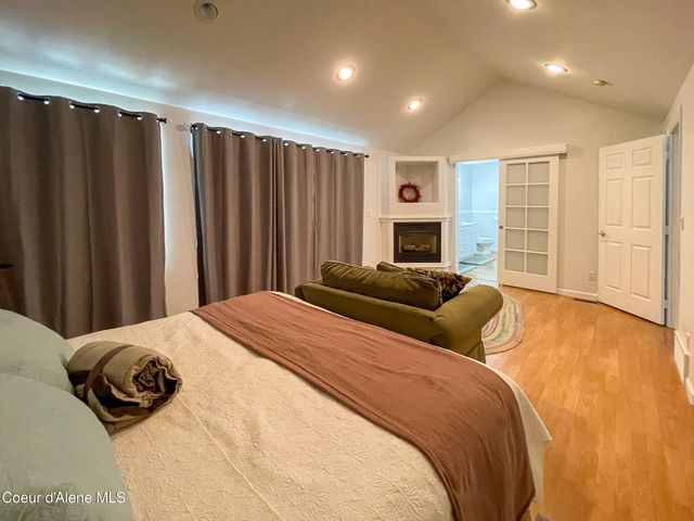 509 Olive Ave, Sandpoint, ID 83864