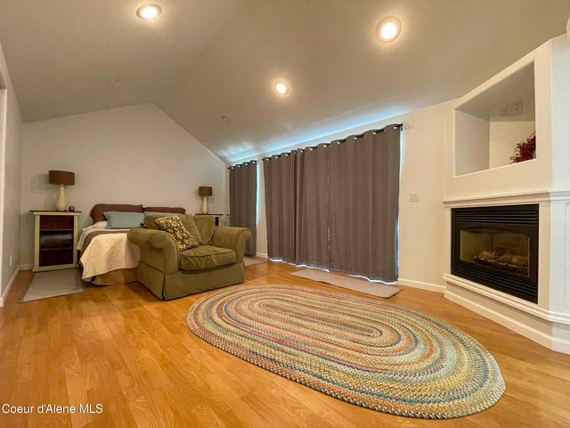 509 Olive Ave, Sandpoint, ID 83864