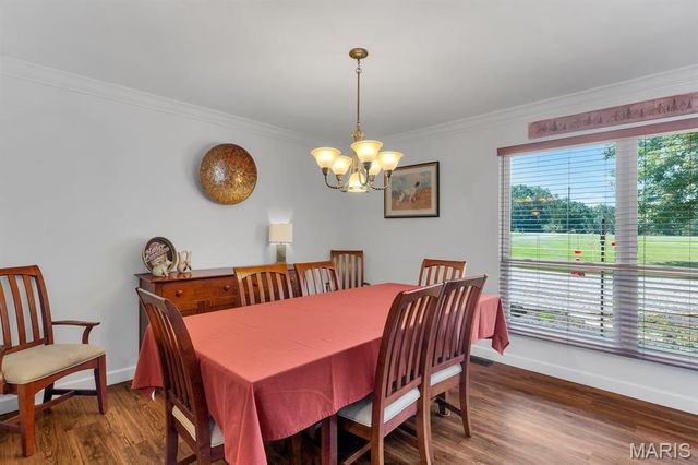 8 Oakwood Estate, Wright City, MO 63390