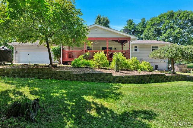 8 Oakwood Estate, Wright City, MO 63390
