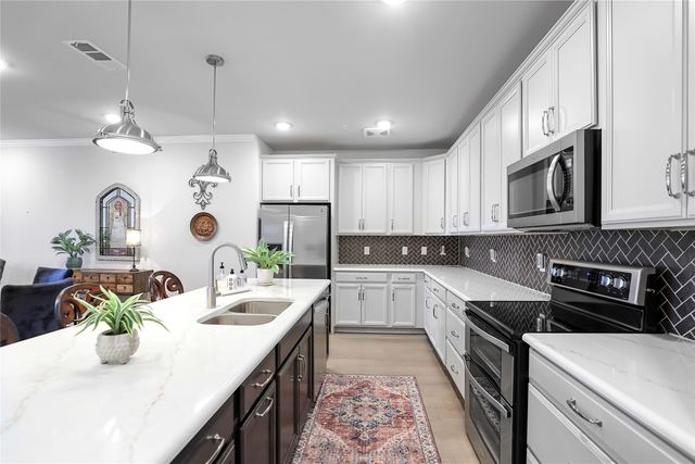 651 N Watters Road 3302, Allen, TX 75013