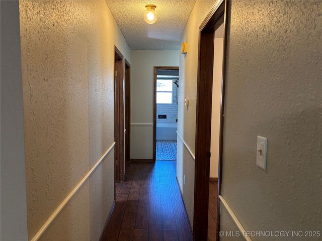 2106 Oakglen Drive, Ardmore, OK 73401