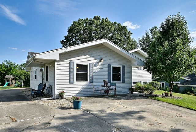 20W581 Glen Court, Lombard, IL 60148