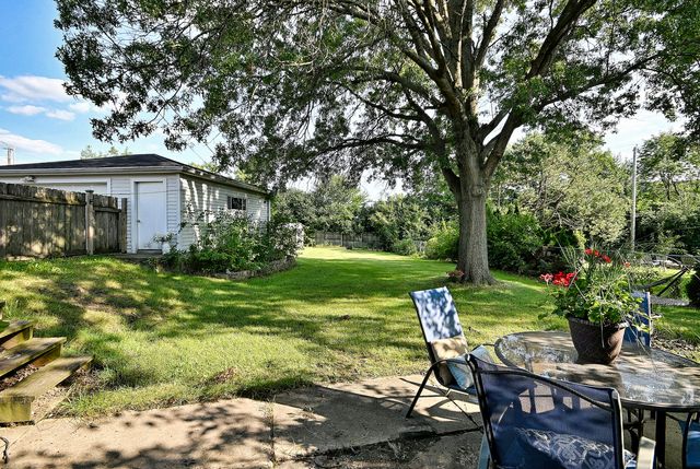 20W581 Glen Court, Lombard, IL 60148
