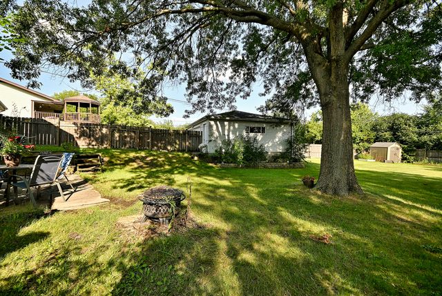 20W581 Glen Court, Lombard, IL 60148