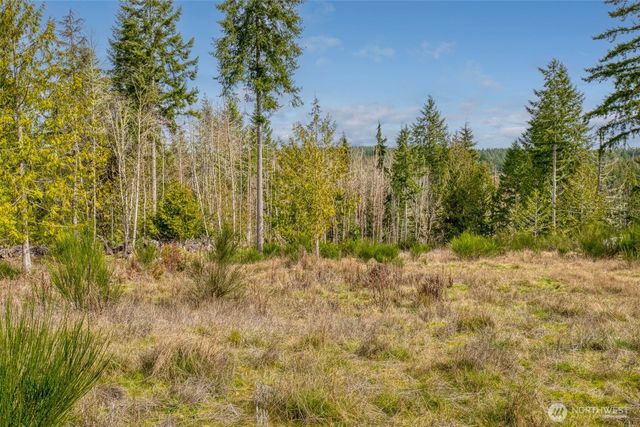 1 Larson Lane NW, Seabeck, WA 98380