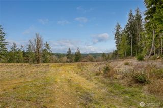 1 Larson Lane NW, Seabeck, WA 98380