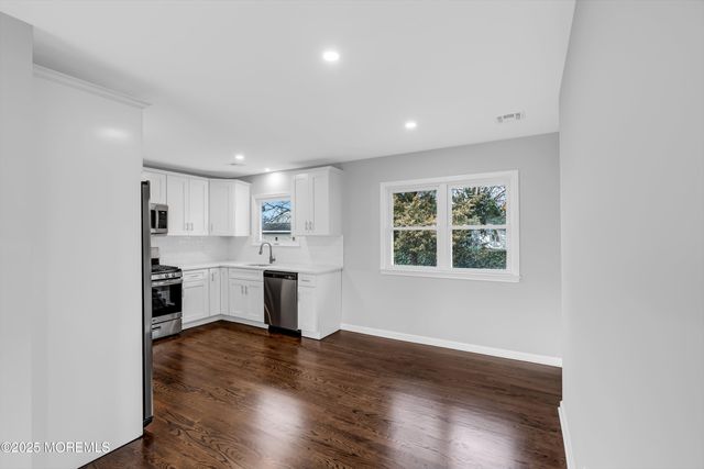 1230 Dove Street, Toms River, NJ 08753