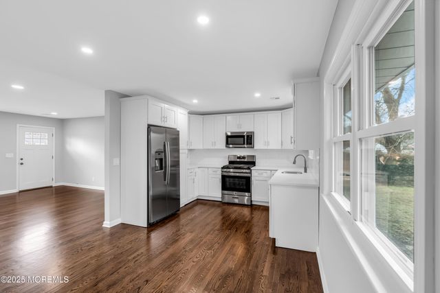 1230 Dove Street, Toms River, NJ 08753