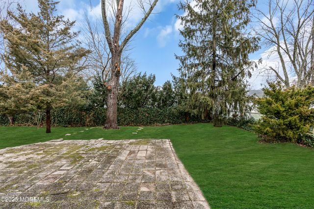 1230 Dove Street, Toms River, NJ 08753