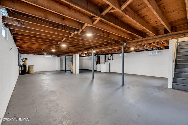 1230 Dove Street, Toms River, NJ 08753