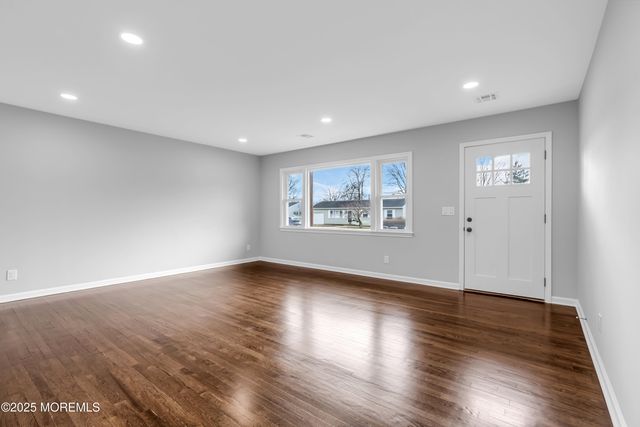 1230 Dove Street, Toms River, NJ 08753