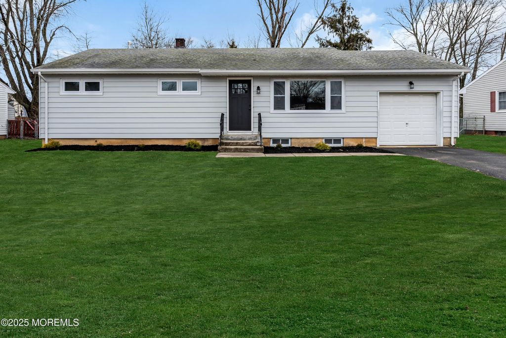 1230 Dove Street, Toms River, NJ 08753