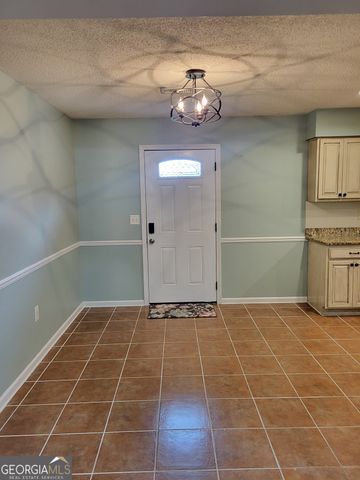 3904 34th Street SW, Lanett, AL 36863