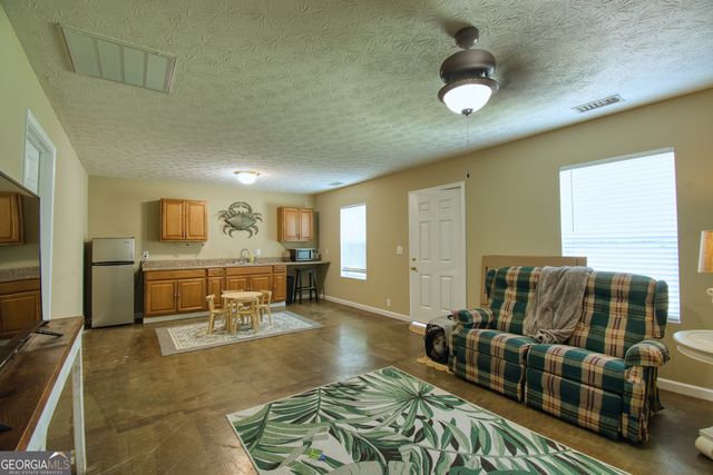 3904 34th Street SW, Lanett, AL 36863