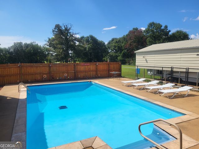3904 34th Street SW, Lanett, AL 36863