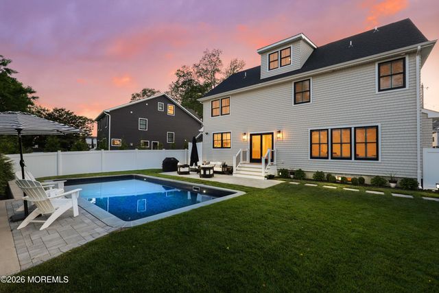 30 Wigwam Path, Manasquan, NJ 08736