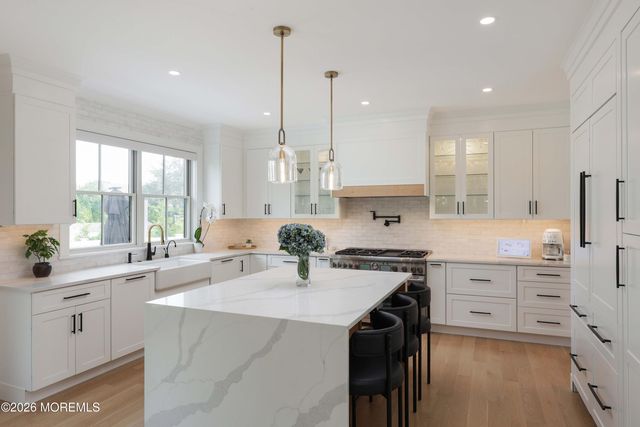 30 Wigwam Path, Manasquan, NJ 08736