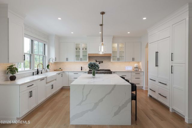 30 Wigwam Path, Manasquan, NJ 08736