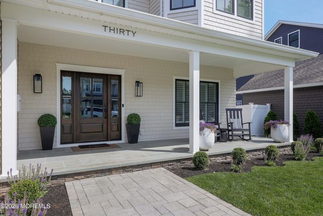 30 Wigwam Path, Manasquan, NJ 08736