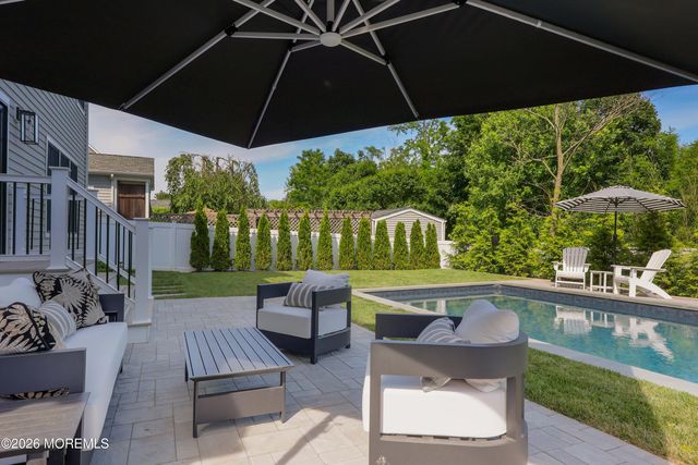 30 Wigwam Path, Manasquan, NJ 08736