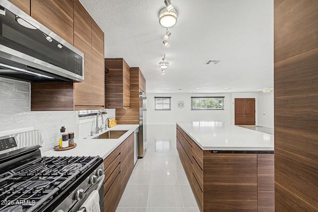 1043 E LILAC Drive, Tempe, AZ 85288